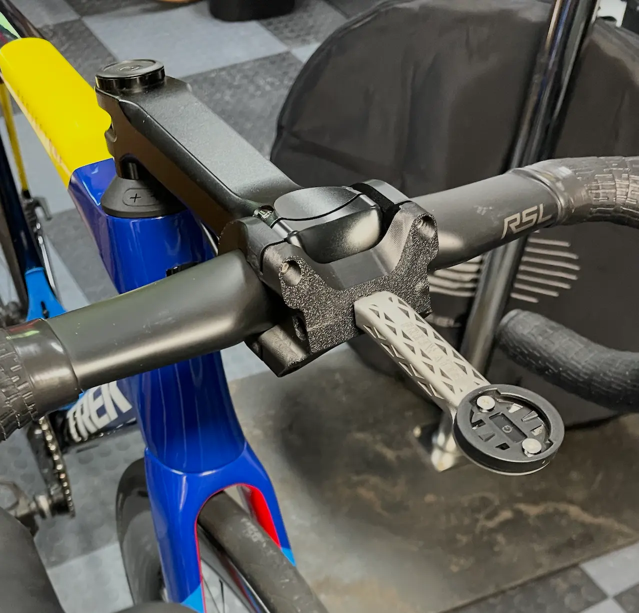 Titanium Garmin mount